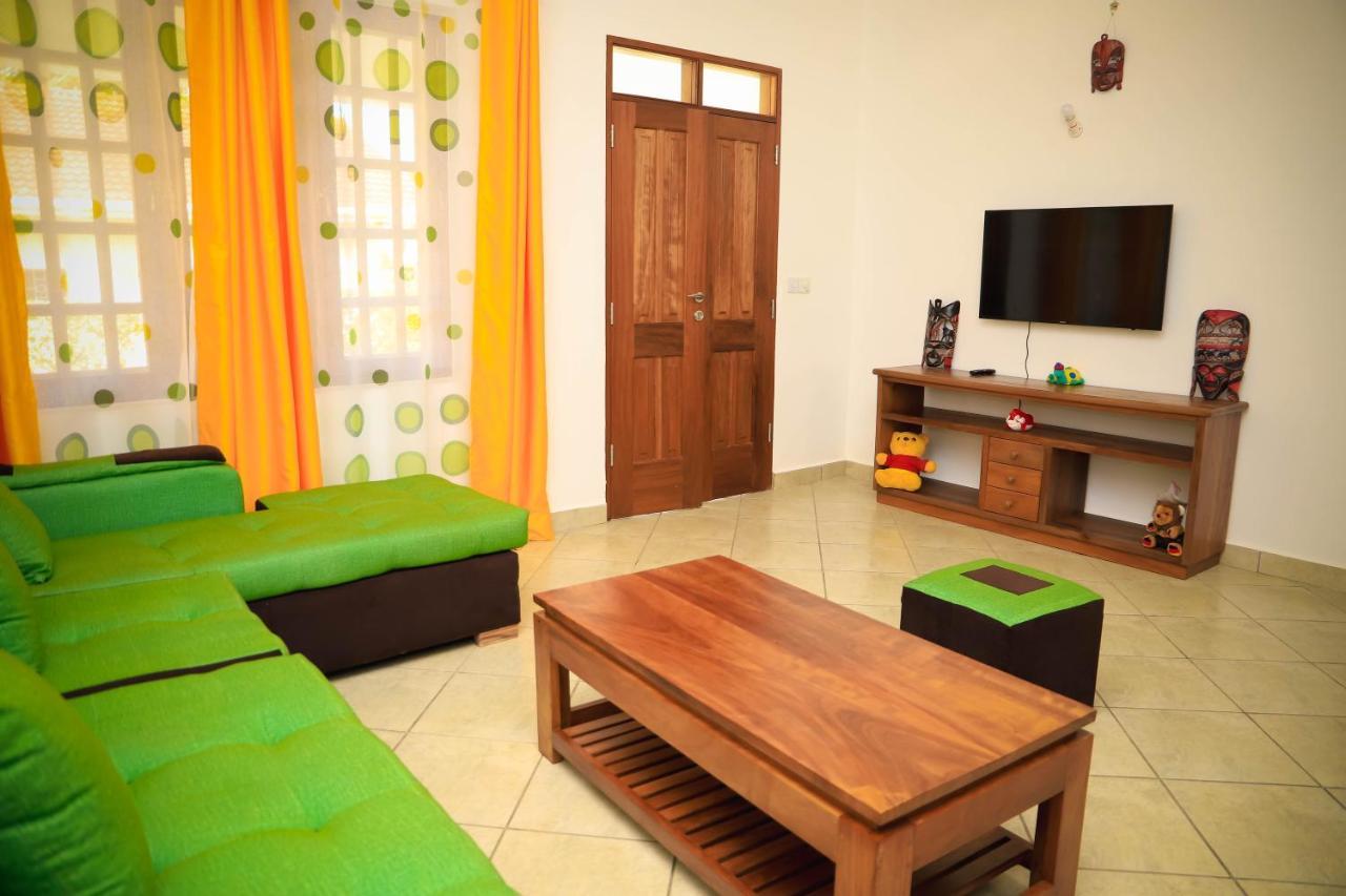 V-Szameitat Homes Diani Beach Εξωτερικό φωτογραφία