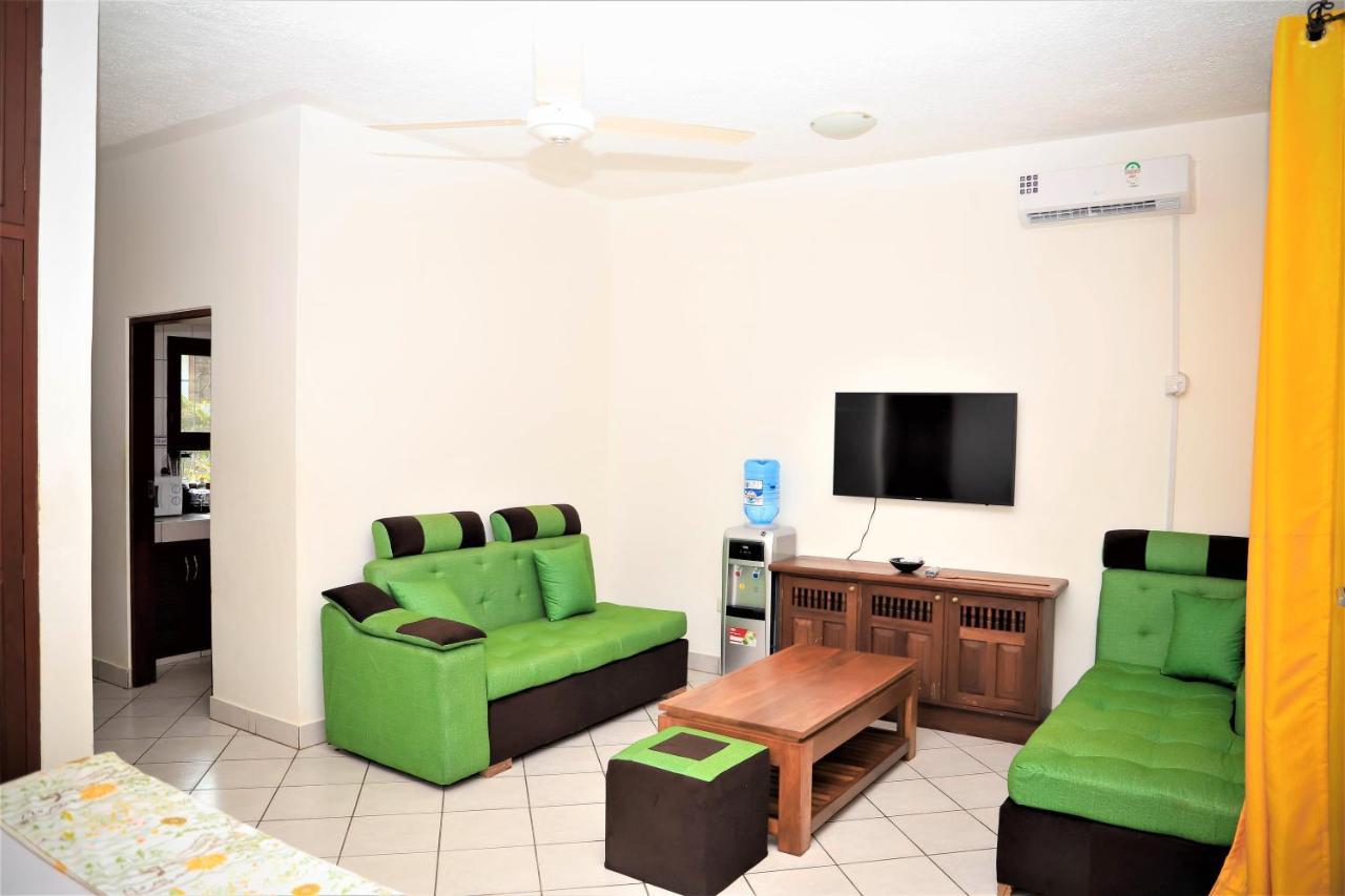 V-Szameitat Homes Diani Beach Εξωτερικό φωτογραφία